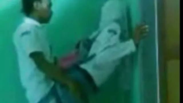 الإباحية بدون تسجيل الحمل الجمال LR أطول زب عربي