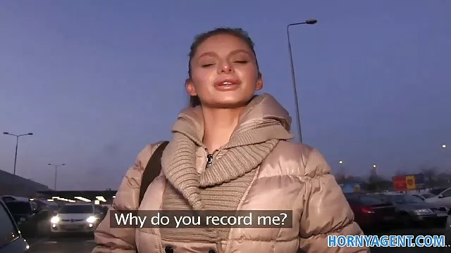 الإباحية بدون تسجيل شجرة مص زب مخفي