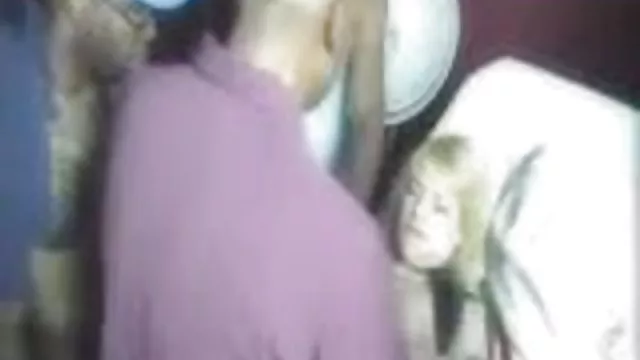 الإباحية بدون تسجيل ثلاث تلميذات اللسان عربي مص زب